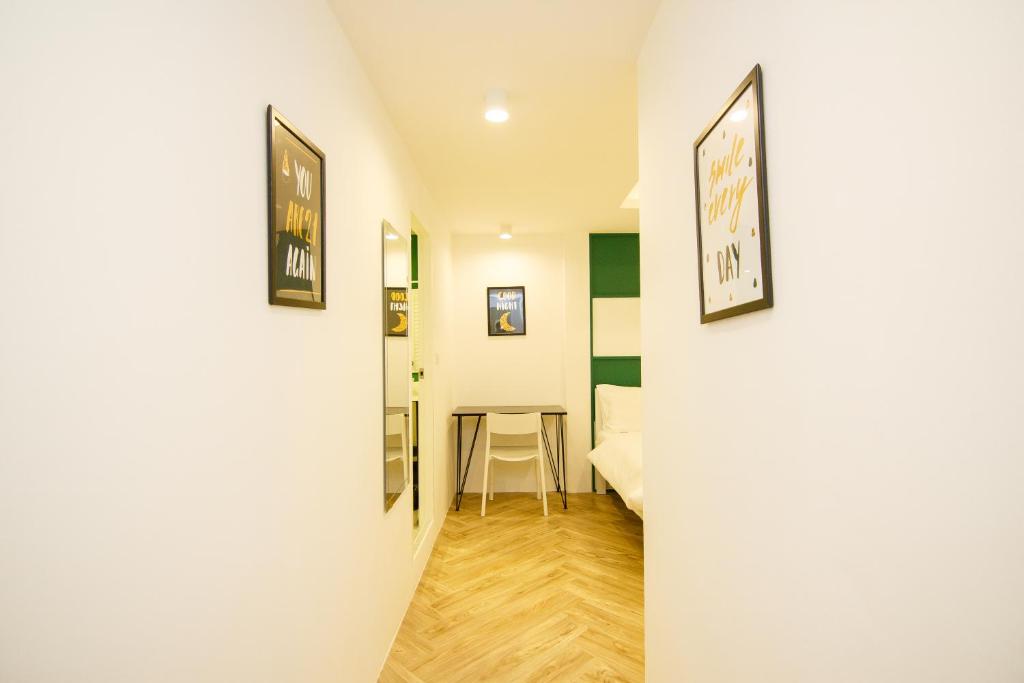 Трехместный (Трехместный номер с собственной ванной комнатой), Folk Poshtel Asok
