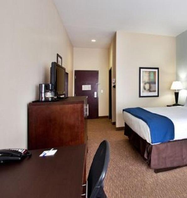 Holiday Inn Express - Eunice, an IHG Hotel photo 1