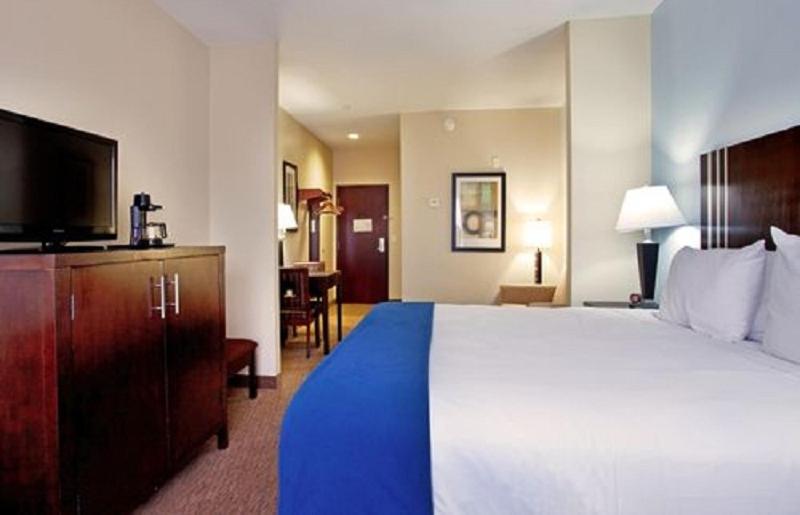 Holiday Inn Express - Eunice, an IHG Hotel photo 4