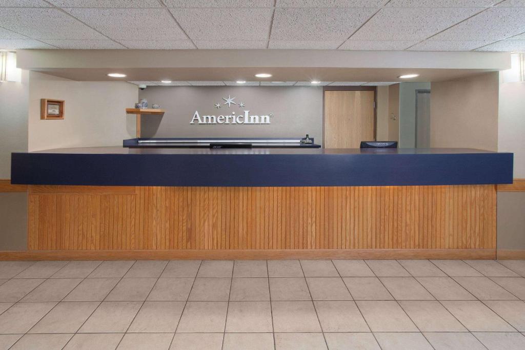 AmericInn by Wyndham Webster City photo 3