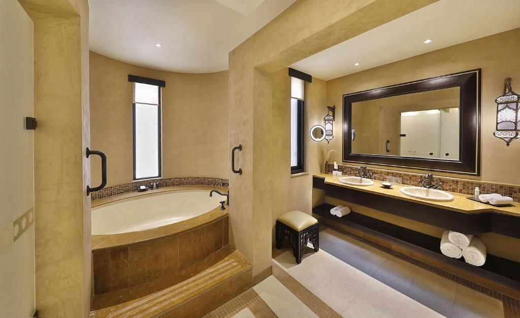 Двухместный (Номер Делюкс с садом), Курортный отель Anantara Qasr al Sarab Desert Resort
