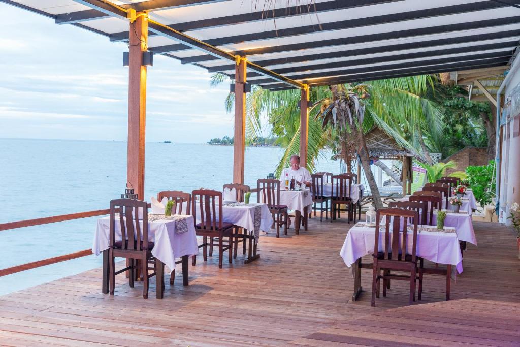 Adarin Beach Resort photo 2