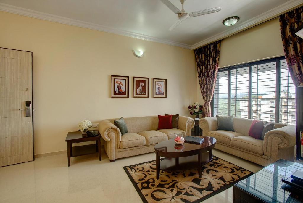 Апартаменты (Same Day use Room from 10 AM to 6 PM (check-in and check-out day on the same day)), Lalco Residency