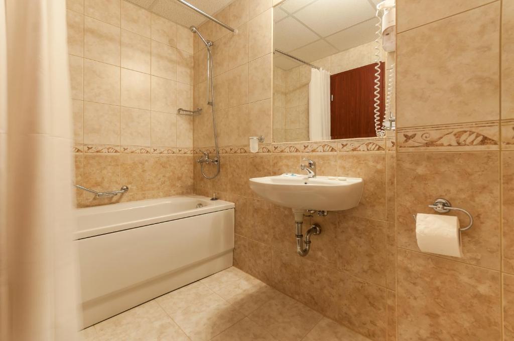 Апартаменты (Апартаменты с 1 спальней (для 2 взрослых и 1 ребенка)), Apart Hotel Orbilux