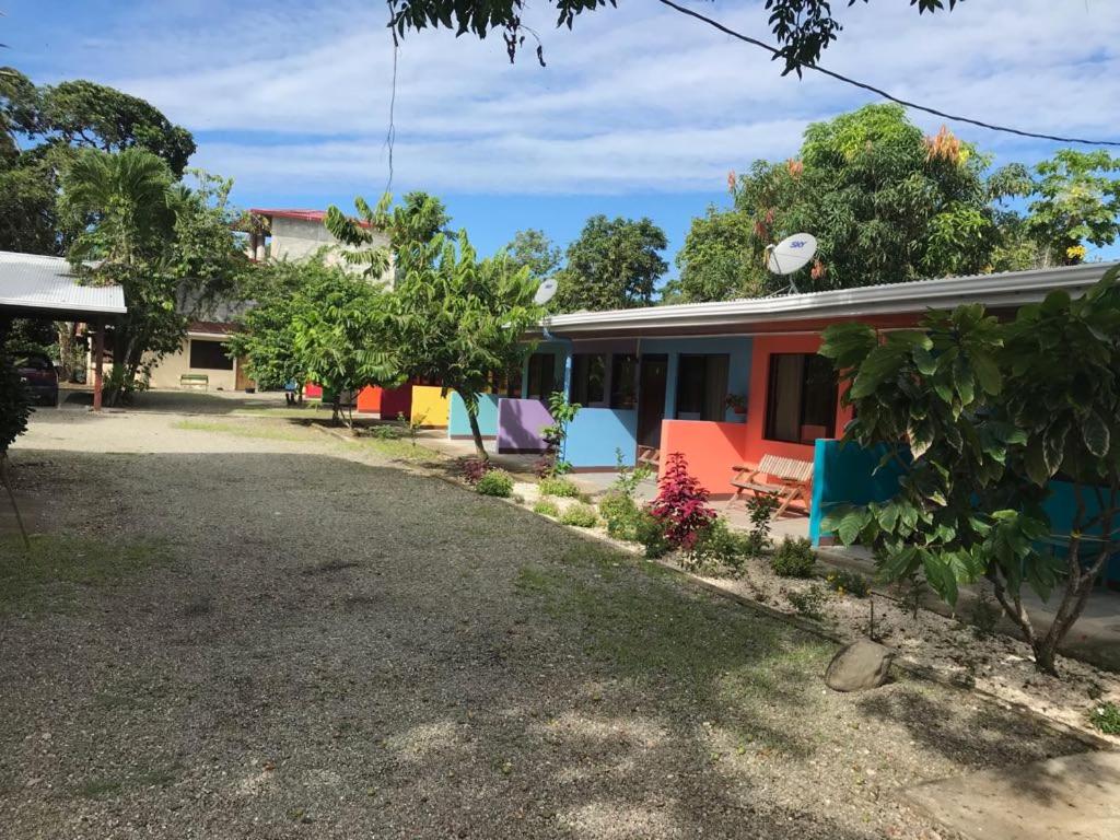 Cabinas Surf Side photo 1