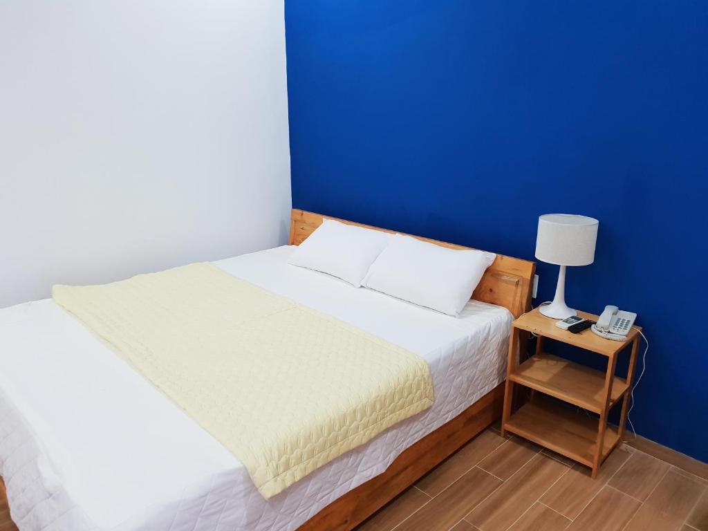 Phú tài center hotel