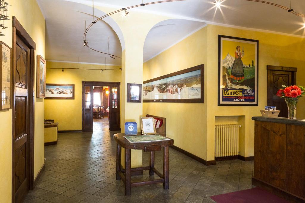 Hotel Crampon photo 4