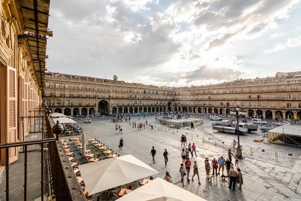 Двухместный (Double Room with Plaza Mayor views), Salamanca Luxury Plaza