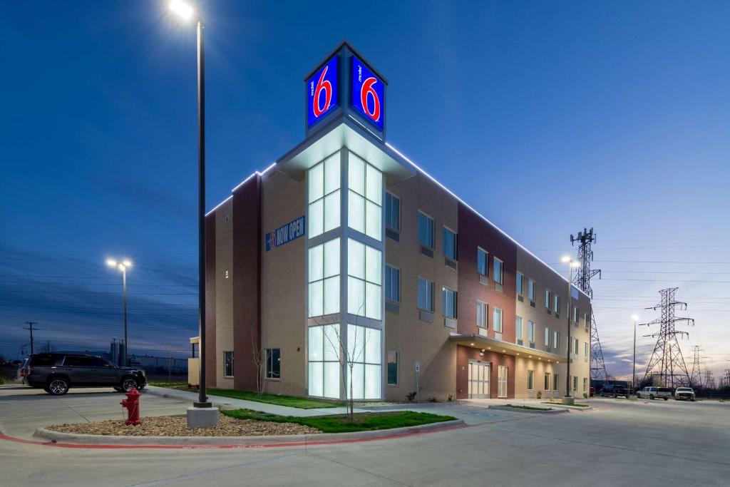 Motel 6 Fort Worth, TX - North - Saginaw photo 4