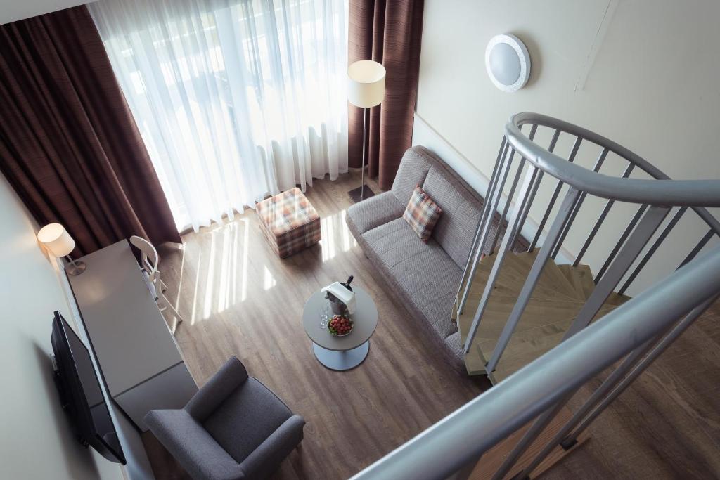 Сьюит (Полулюкс с балконом, доступ в спа-салон), Strand Spa & Conference Hotel