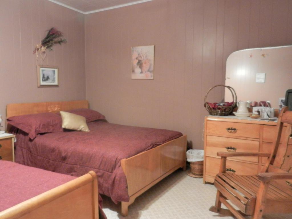 Domaine Joseph Ross Bed and Breakfast photo 4
