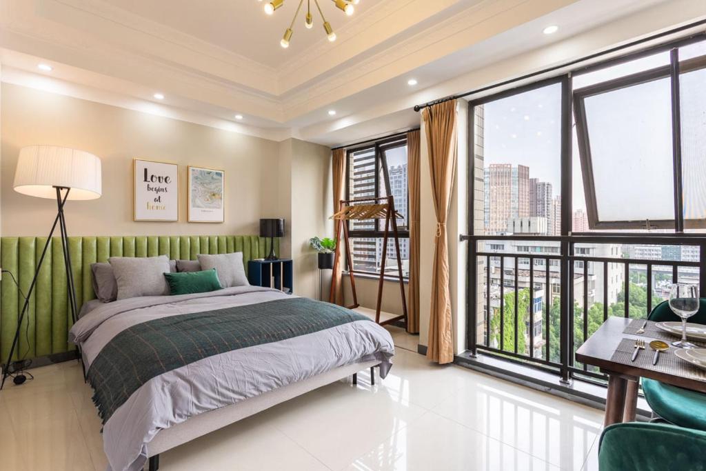Wuhan Hongshan·Guanggu Square· Locals Apartment 00157650 photo 2