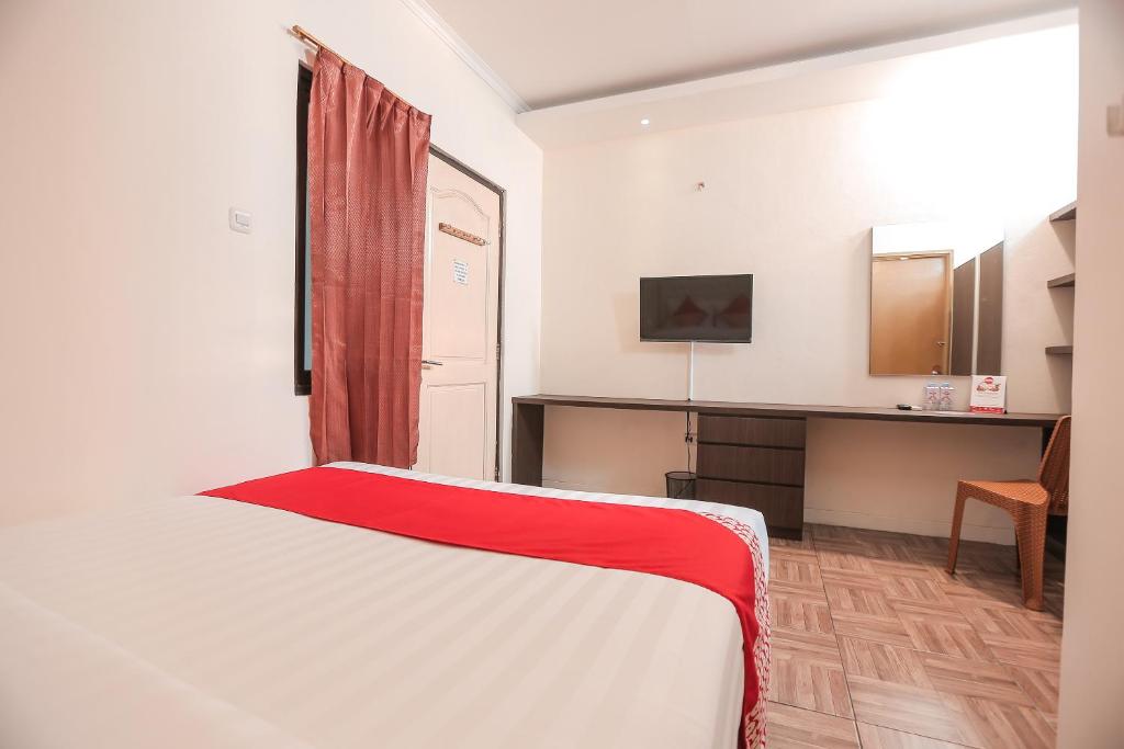Двухместный (Стандартный двухместный номер с 1 кроватью), OYO 141 Fatmawati Cozy Residence