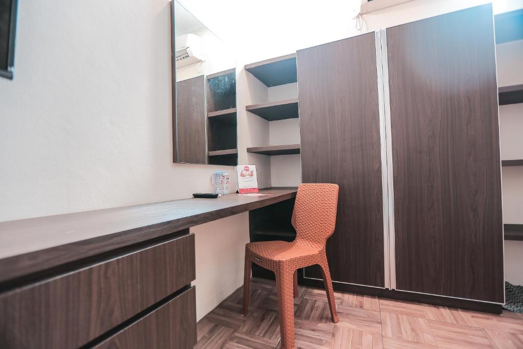 Двухместный (Стандартный двухместный номер с 1 кроватью), OYO 141 Fatmawati Cozy Residence