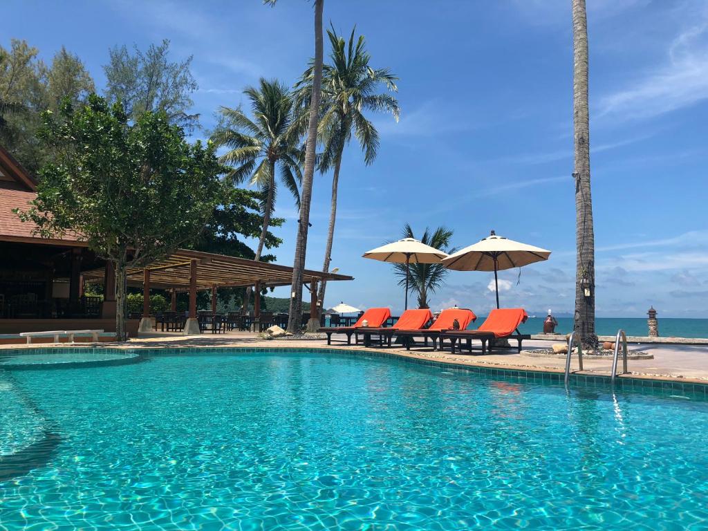 Kanok Buri Resort photo 4