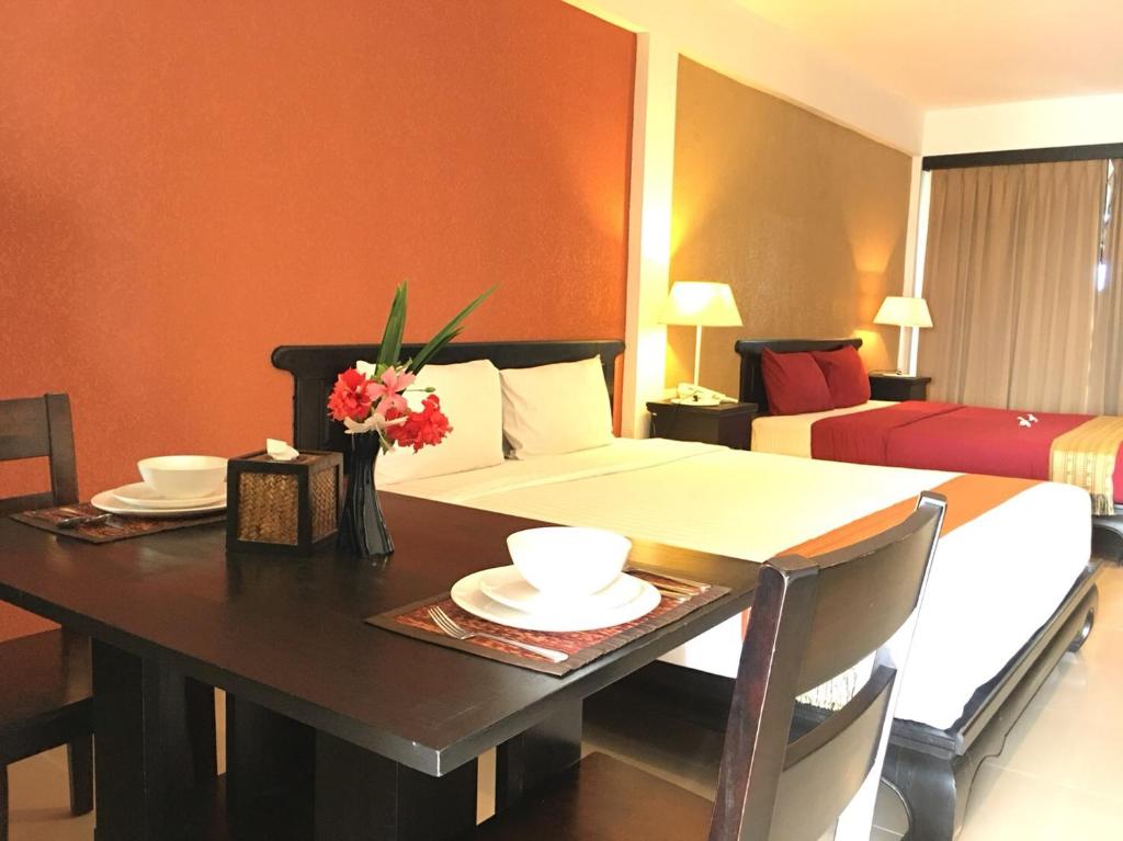Двухместный (Номер Делюкс с кроватью размера «king-size»), Siam Piman Hotel