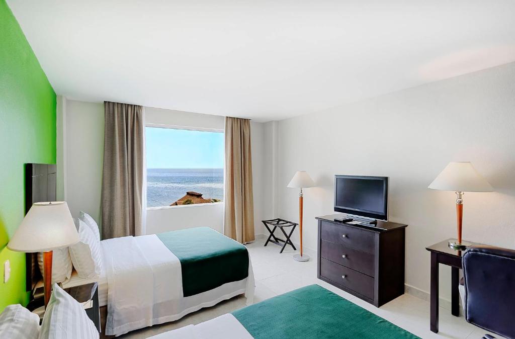 Holiday Inn Campeche, an IHG Hotel photo 3