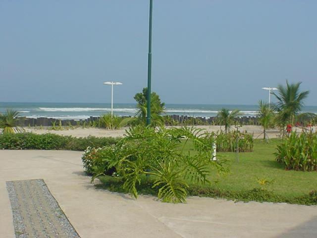 Casa em condomínio fechado de frente para o mar e ao lado do rio photo 3