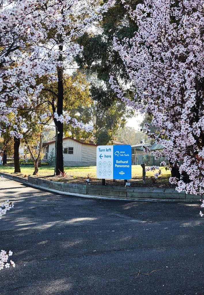 NRMA Bathurst Panorama Holiday Park photo 1