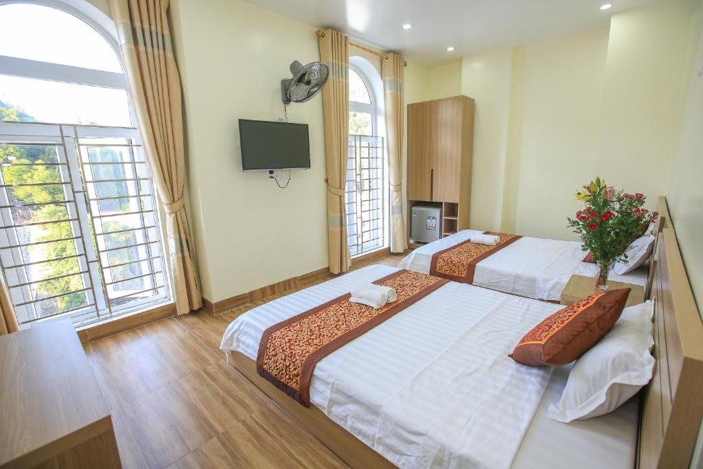 Семейный (Семейный номер с видом на горы), Cat Ba Green Hotel