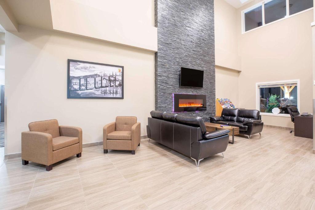 Super 8 by Wyndham Canmore photo 4