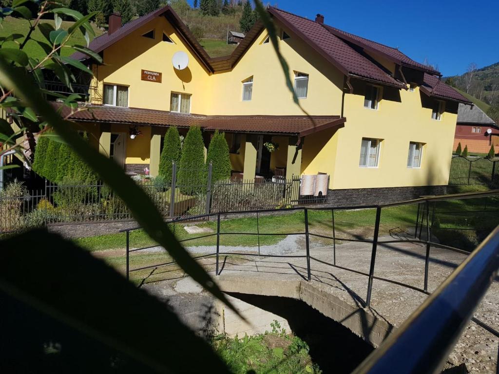 Pensiunea CLA photo 3