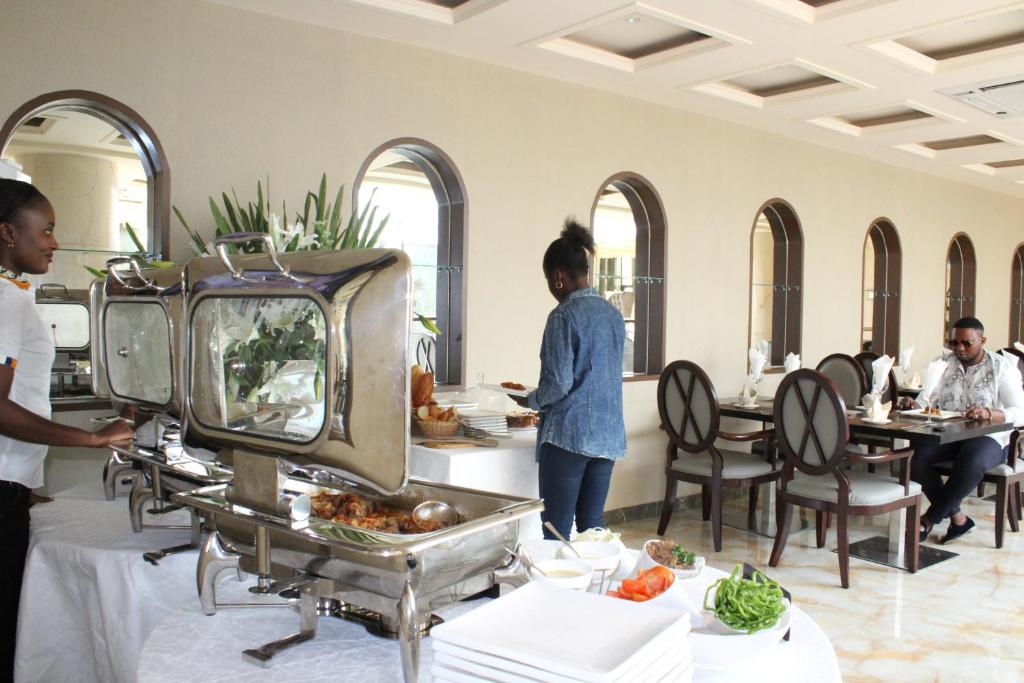 Hotel Amaritsah photo 2