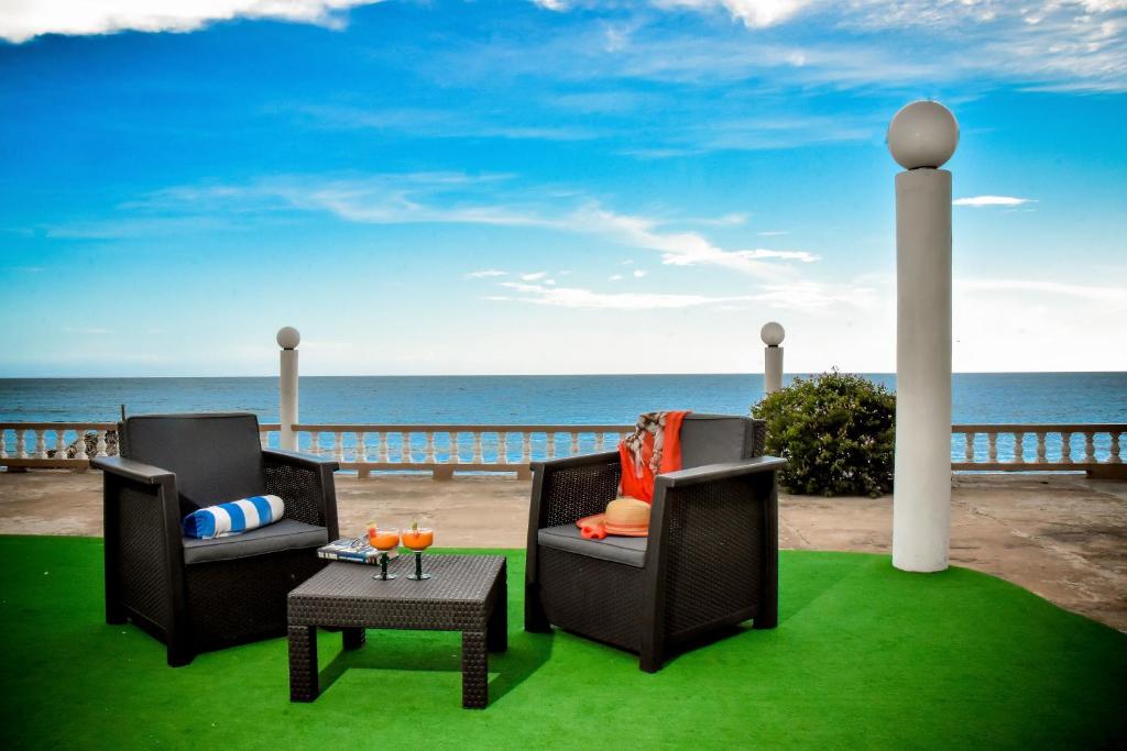 Beyond Sunset Resort & Villas photo 1