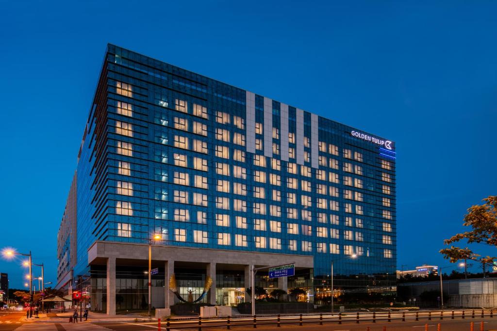 Golden Tulip Incheon Airport Hotel photo 1