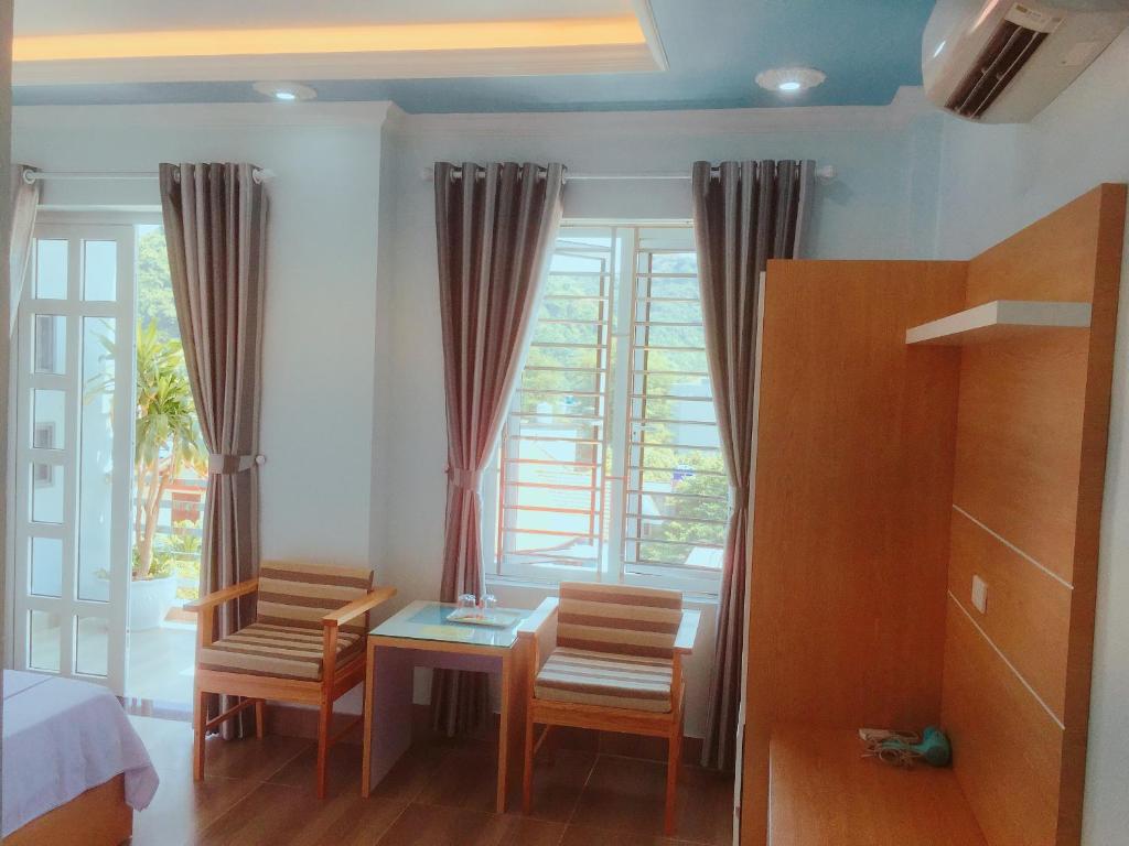 Двухместный (Стандартный номер с кроватью размера «king-size»), Cat Ba Central Homestay