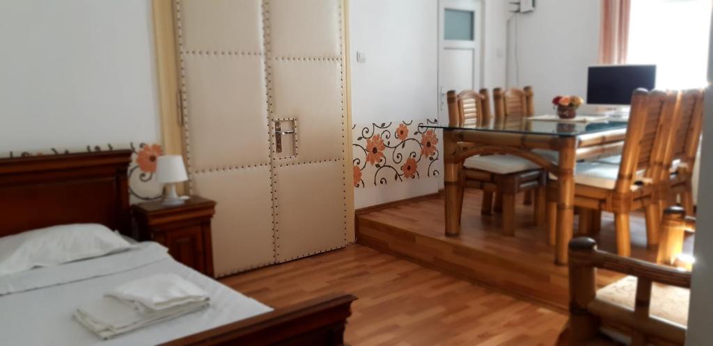 Casa Piata Sfatului photo 4