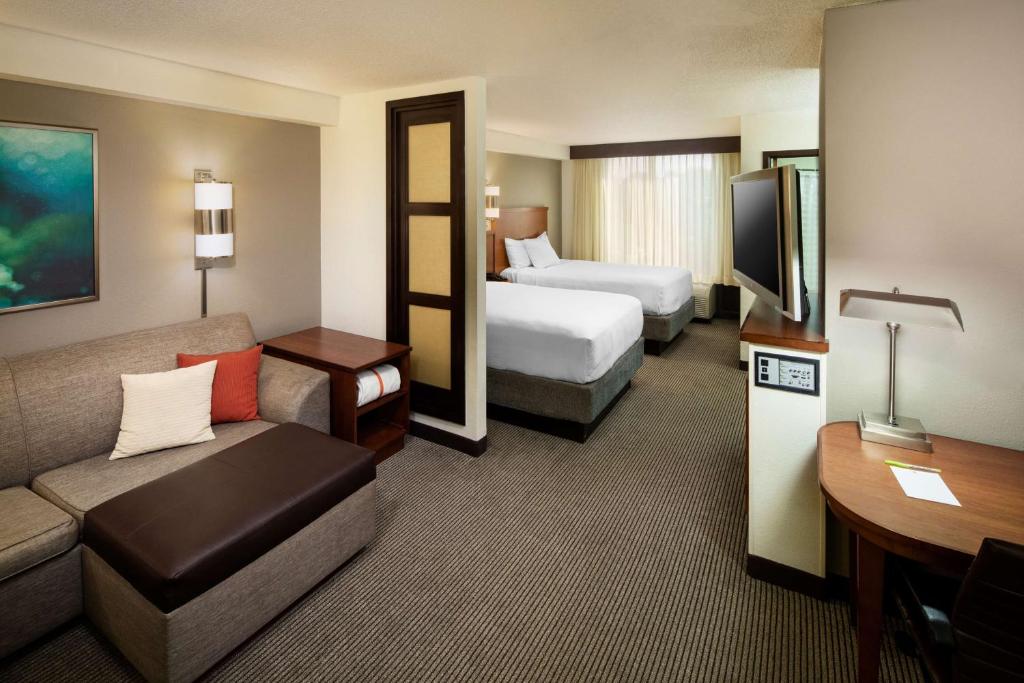 Hyatt Place Greenville/Haywood photo 4
