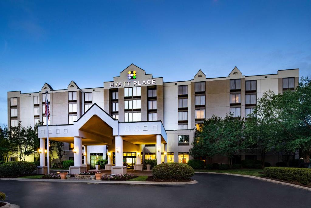 Hyatt Place Topeka image