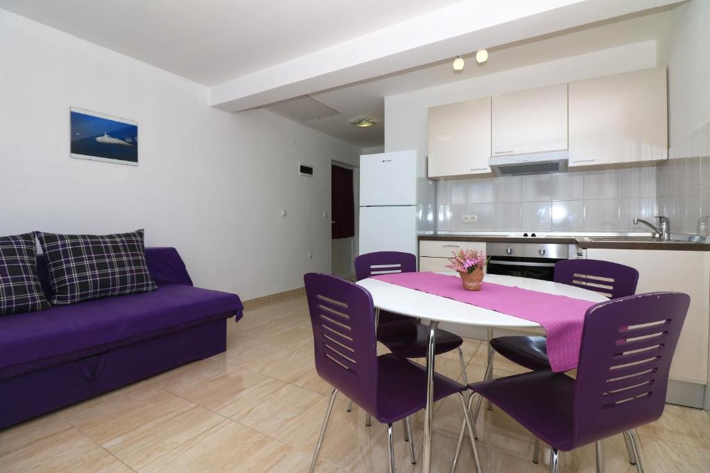 Apartments Slađana photo 4