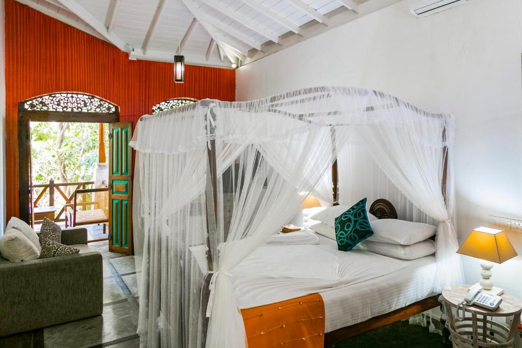 Двухместный (Двухместный номер «Гранд» Делюкс с 1 кроватью), Thambapanni Retreat