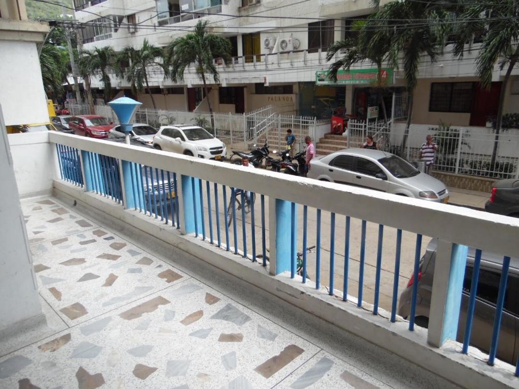 Karey 102 photo 2