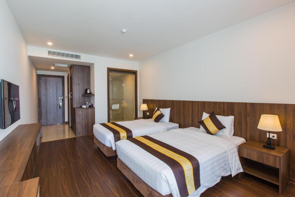 Sun Bay Tuan Chau Hotel