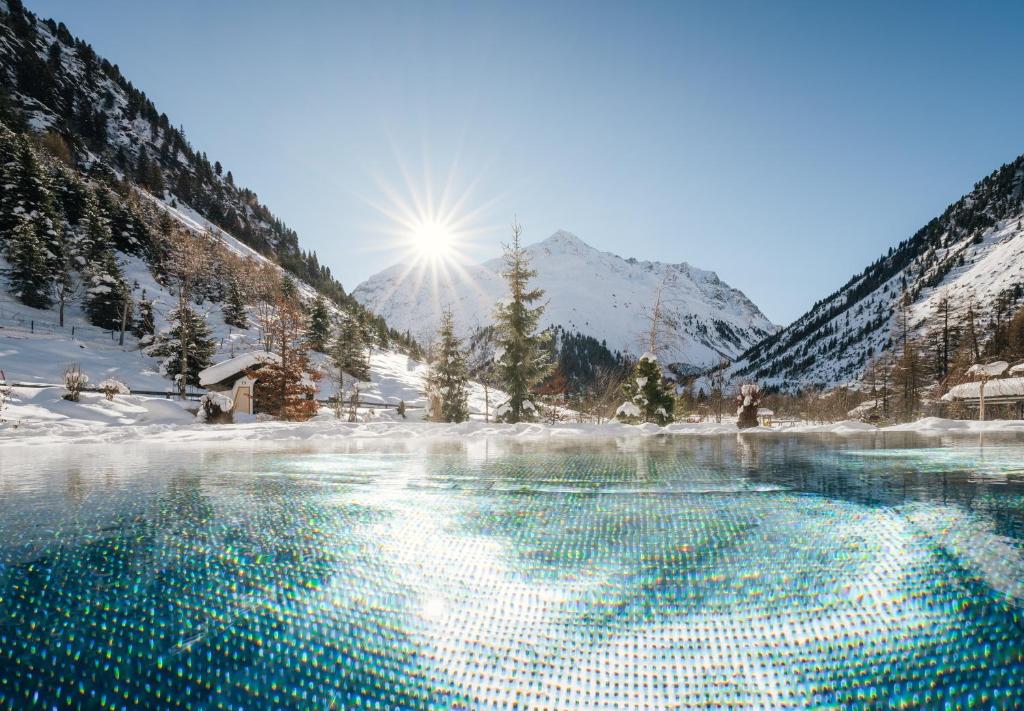 Verwöhnhotel Wildspitze photo 3