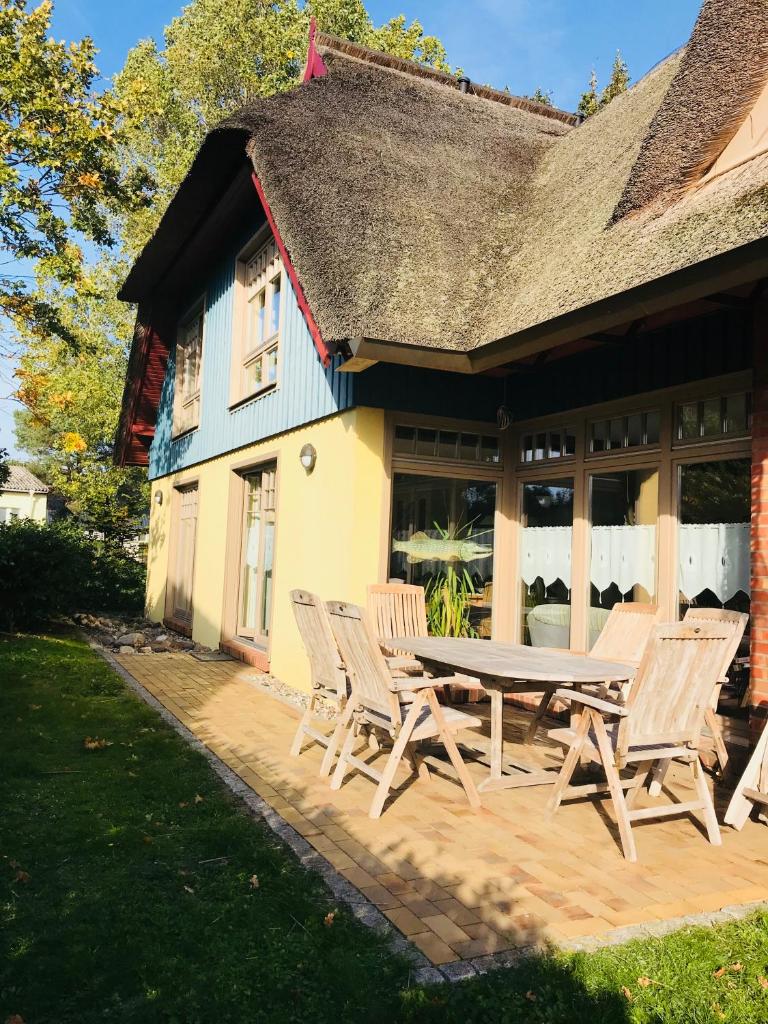 "Schiffszimmermannshaus" by Ferienhaus Strandgut photo 1