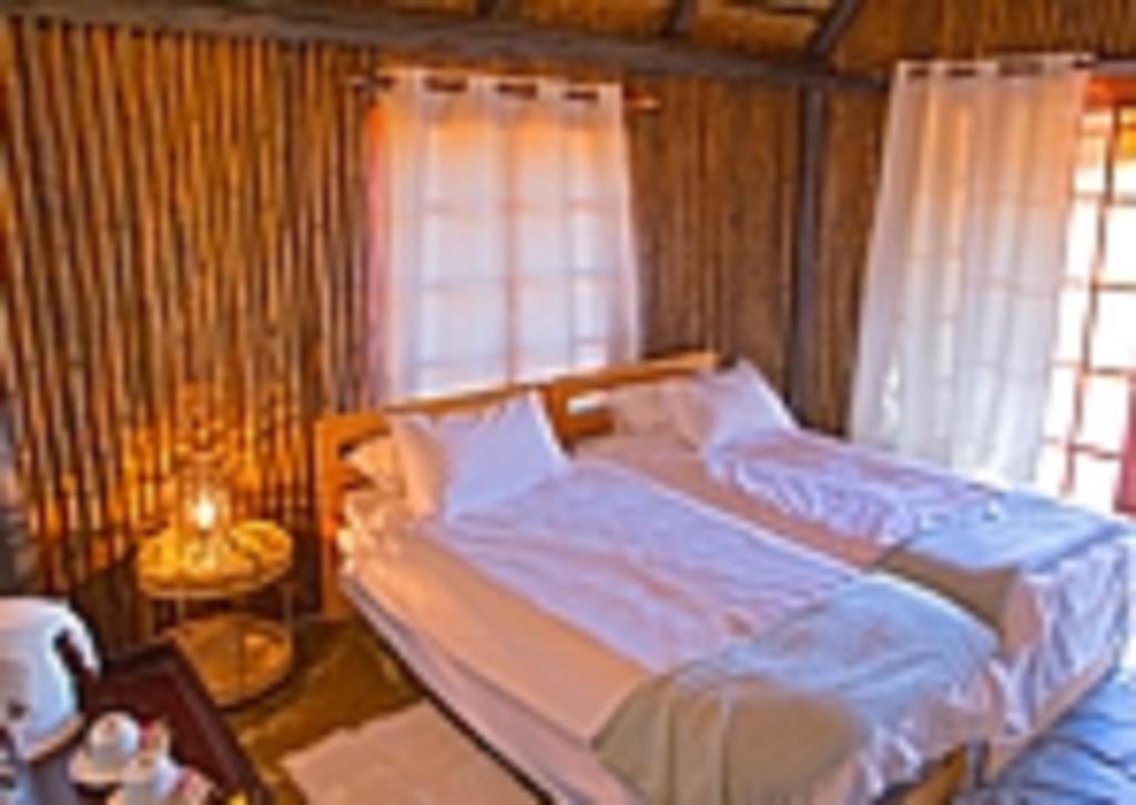 Camelthorn Kalahari Lodge photo 3