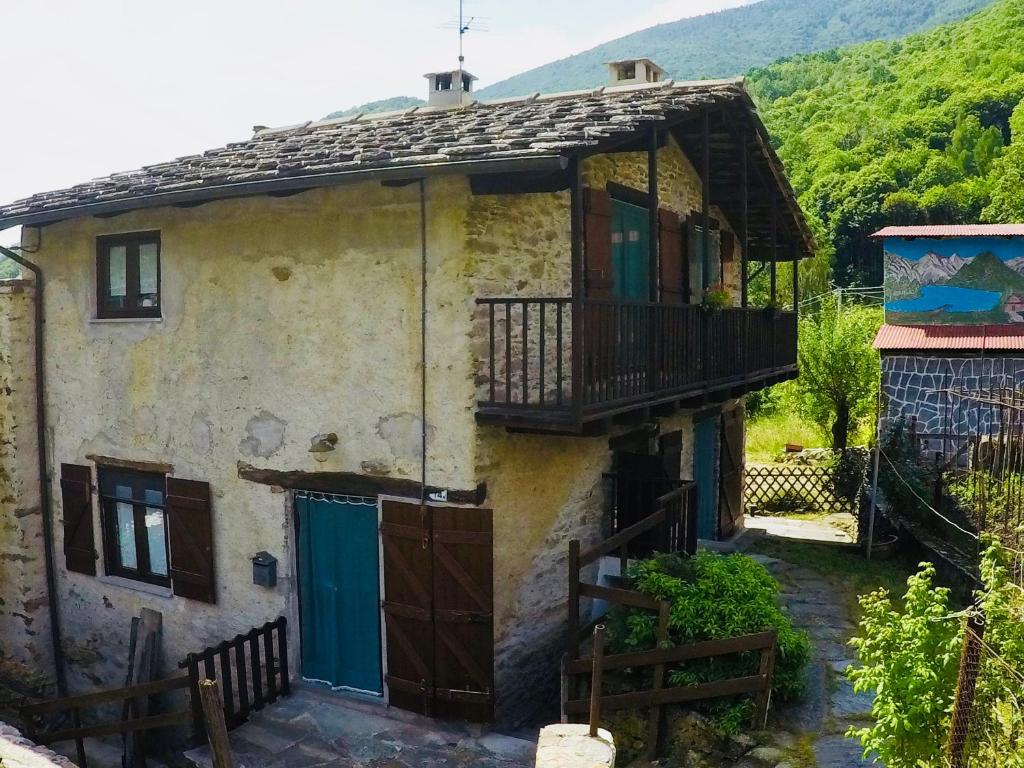 ViviMontagna Katherina photo 3