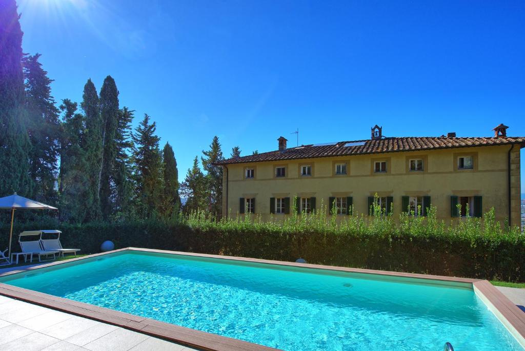 Villa Camaiore by PosarelliVillas photo 4