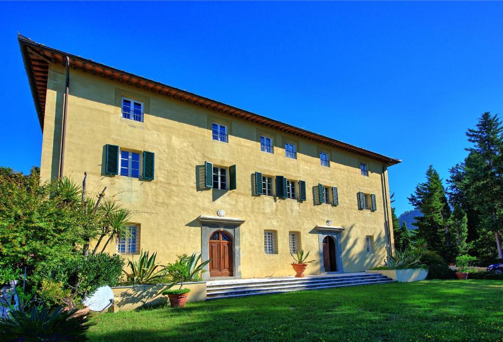 Villa Camaiore by PosarelliVillas photo 2
