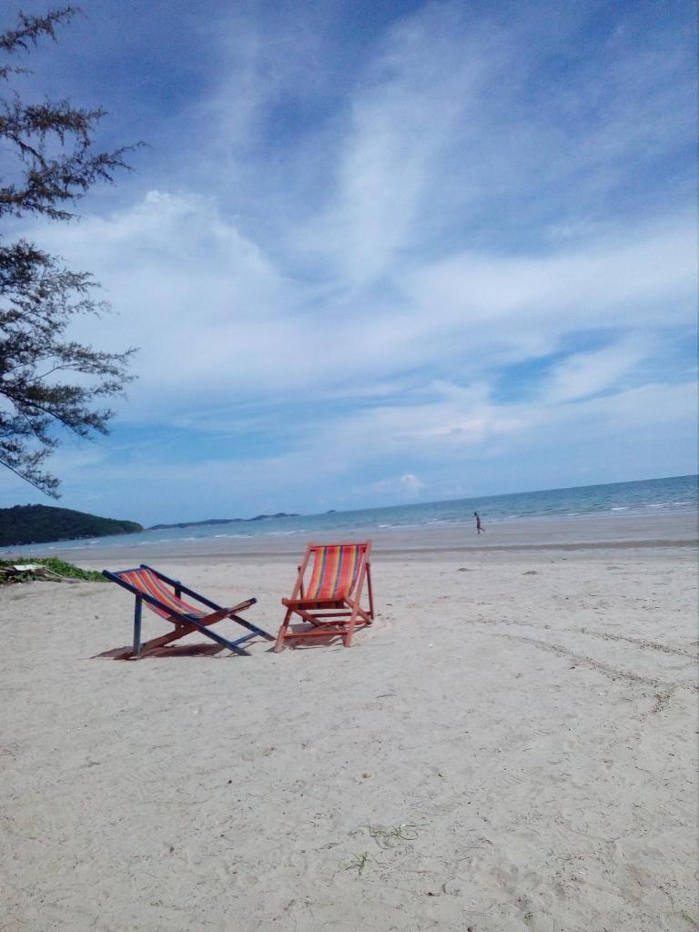 Rayong Beach Condo photo 3