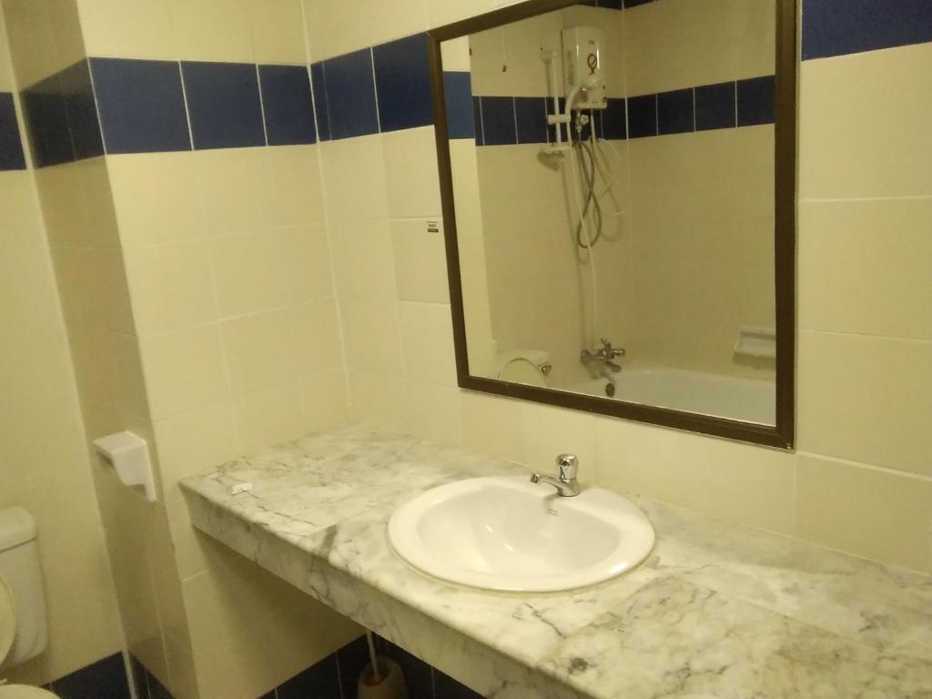 Rayong Beach Condo photo 1