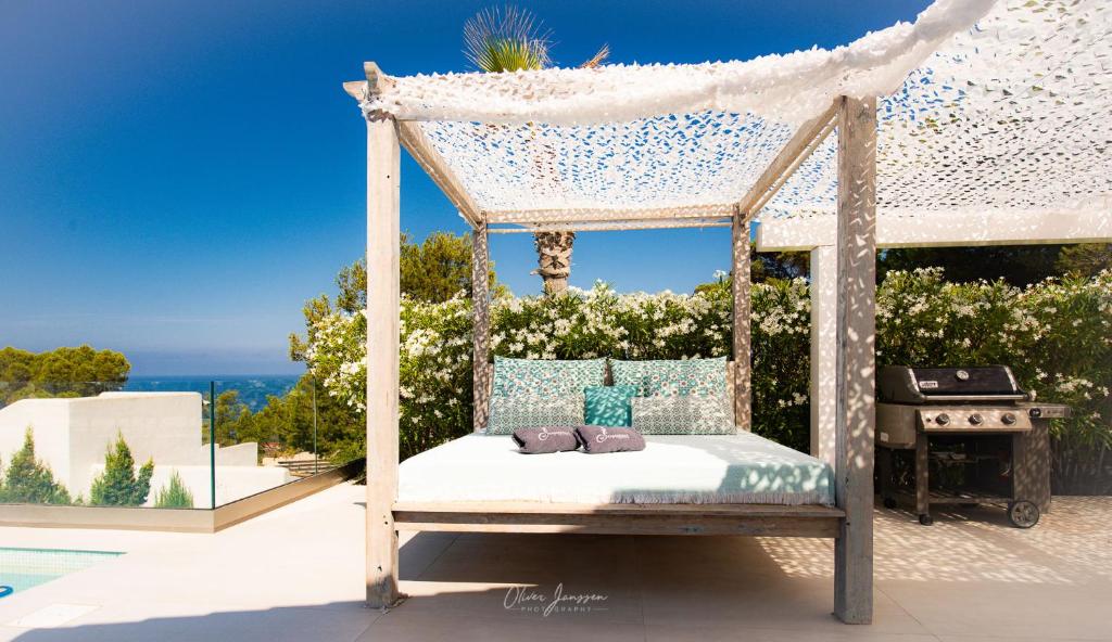 White Villa Ibiza photo 2