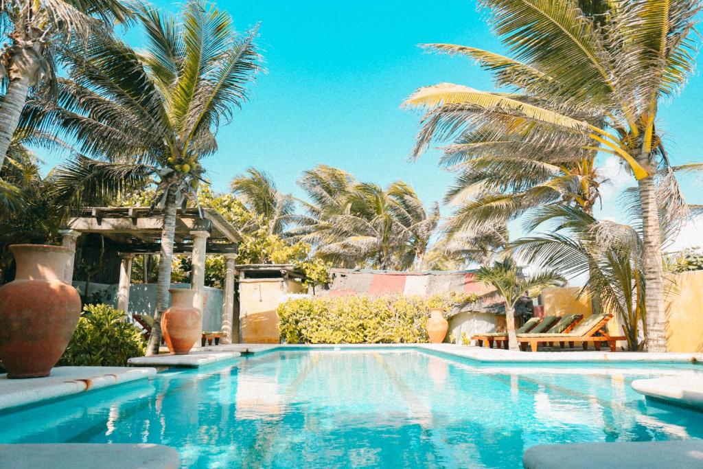 Zamas Hotel photo 1