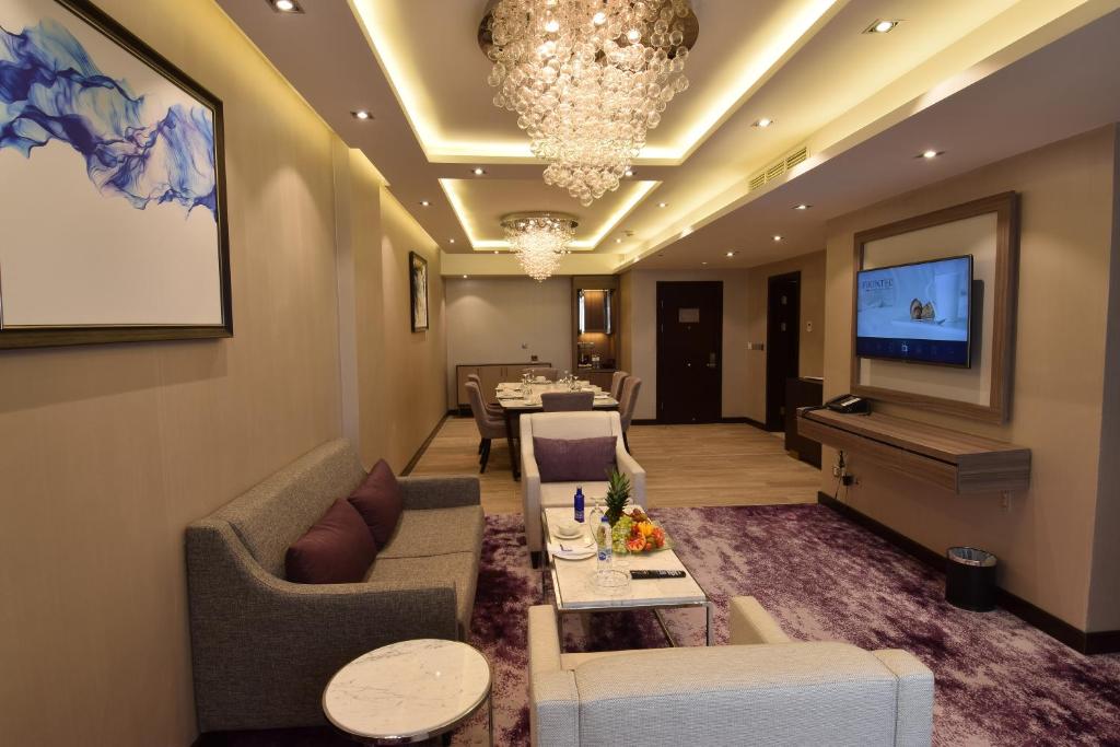 Paradise Elite Hotel Al-Tahlia Jeddah - Tap to explore photos