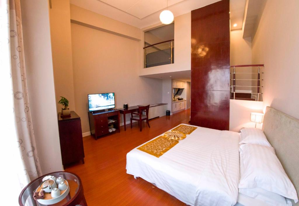 Апартаменты (Двухуровневые семейные апартаменты), Yant Meiya International ApartHotel