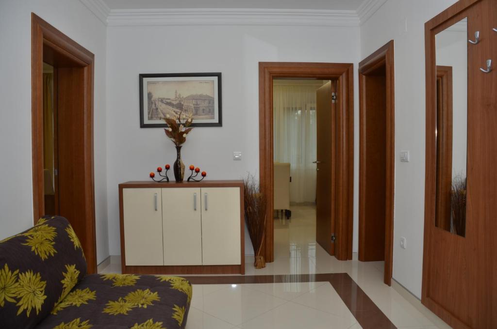 Lux Apartmani Vesna 2 photo 3